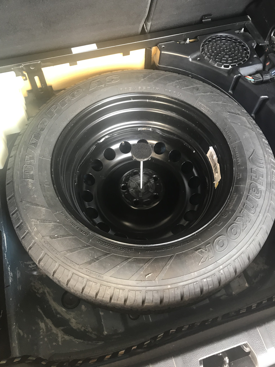 Переворот запаски — Land Rover Freelander 2 (L359), 3,2 л, 2008 года ...