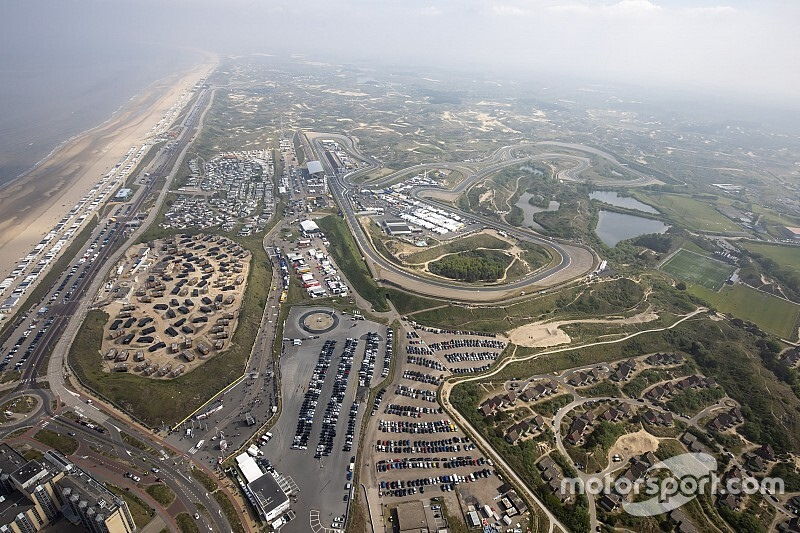 Формула 1 2022. Формула 1 гран при нидерландов 2022. Гран при нидерландов трасса. Формула 1 квалификация зандворт. F1 zandvoort 2022.
