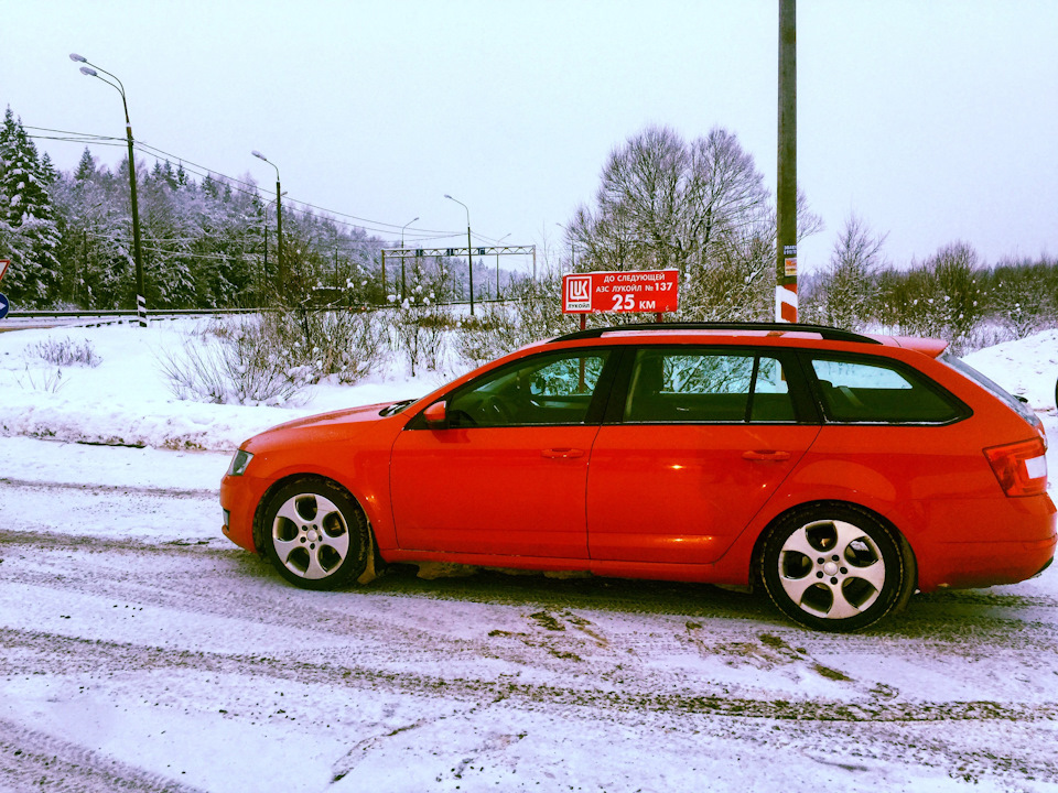 Photo from the logbook Skoda Octavia Combi A7 Mk3