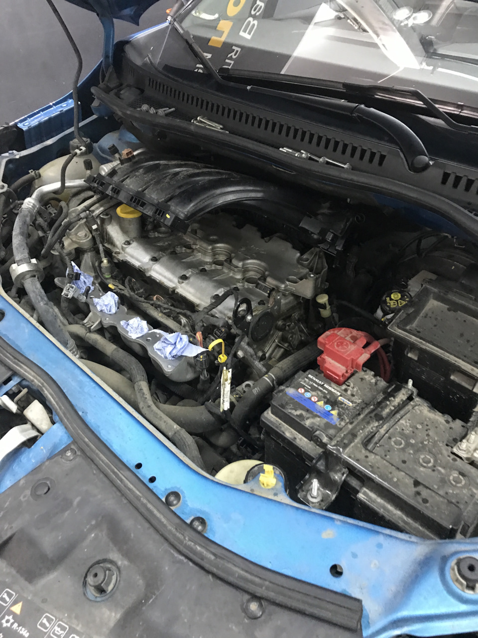 Болезнь F4R подтекание масла с болтов клапанной крышки Она же верхняя ...