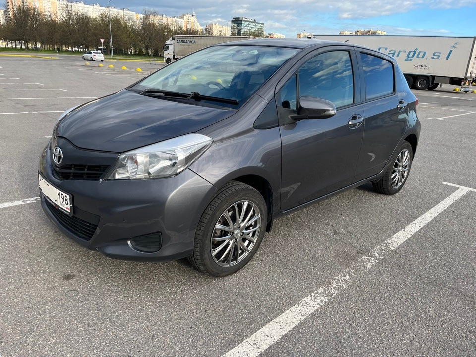 Toyota Vitz 130