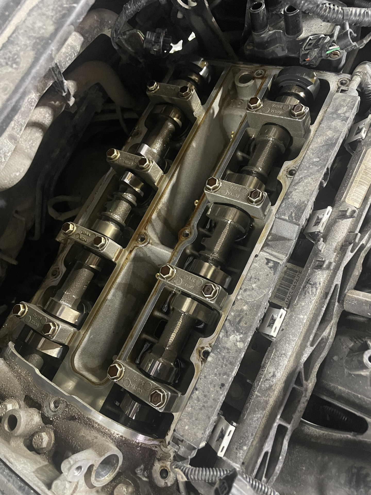 Замена прокладки клапанной крышки и замена хомута пыльника шрус — Ford ...