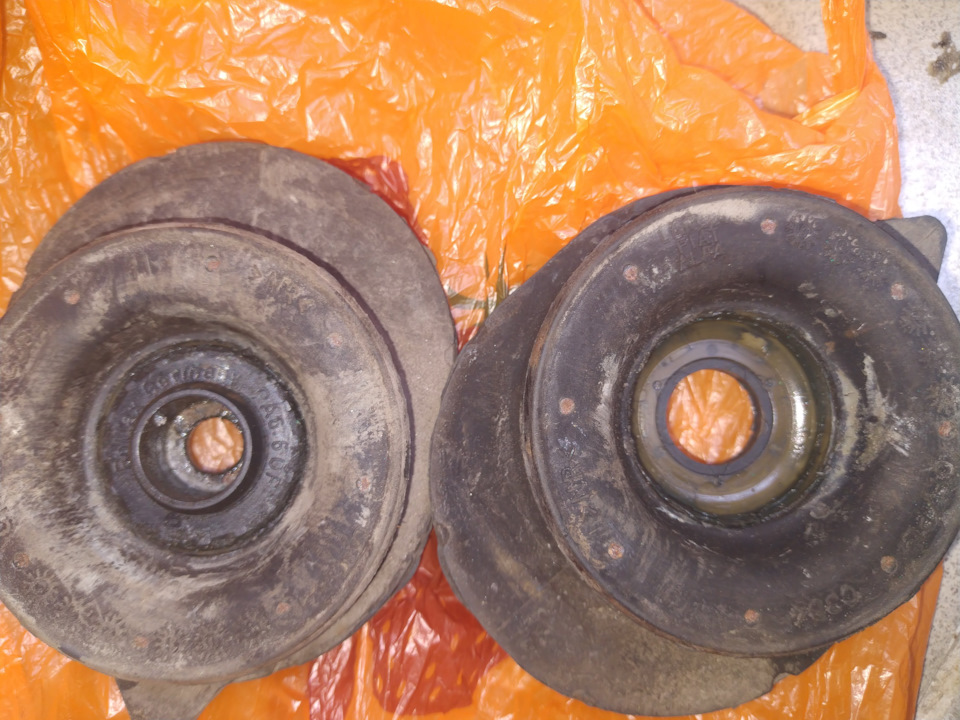 Смазка Опорных подшипников Фиат 500 — FIAT 500C, 1,4 л, 2012 года ...