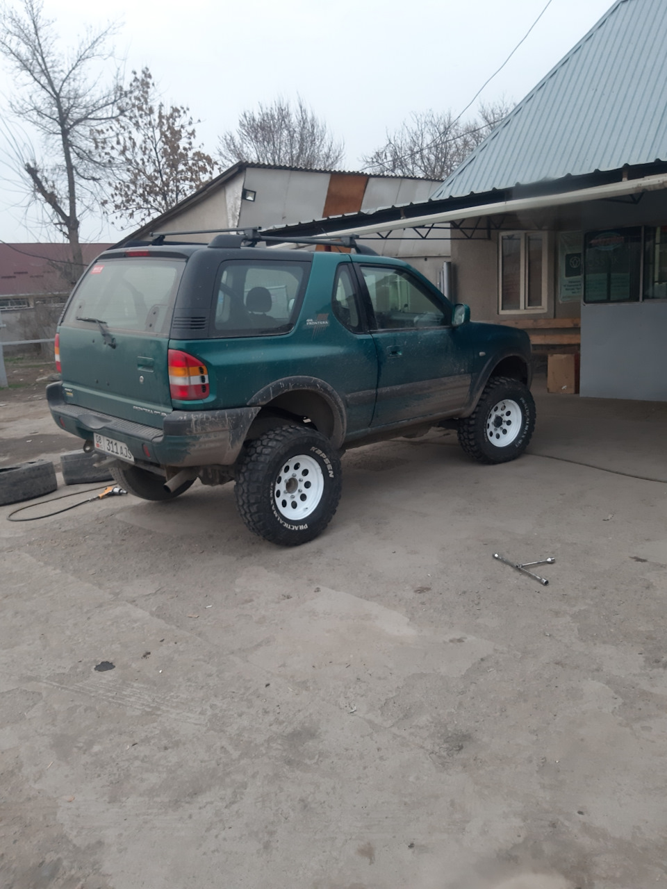 Резина М/Т — Opel Frontera B, 2,2 л, 2003 года | тюнинг | DRIVE2