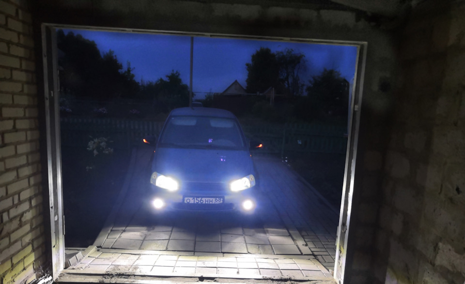 Зеркала с повторителями и Led лампы в туманки — Lada Калина седан, 1,6 ...