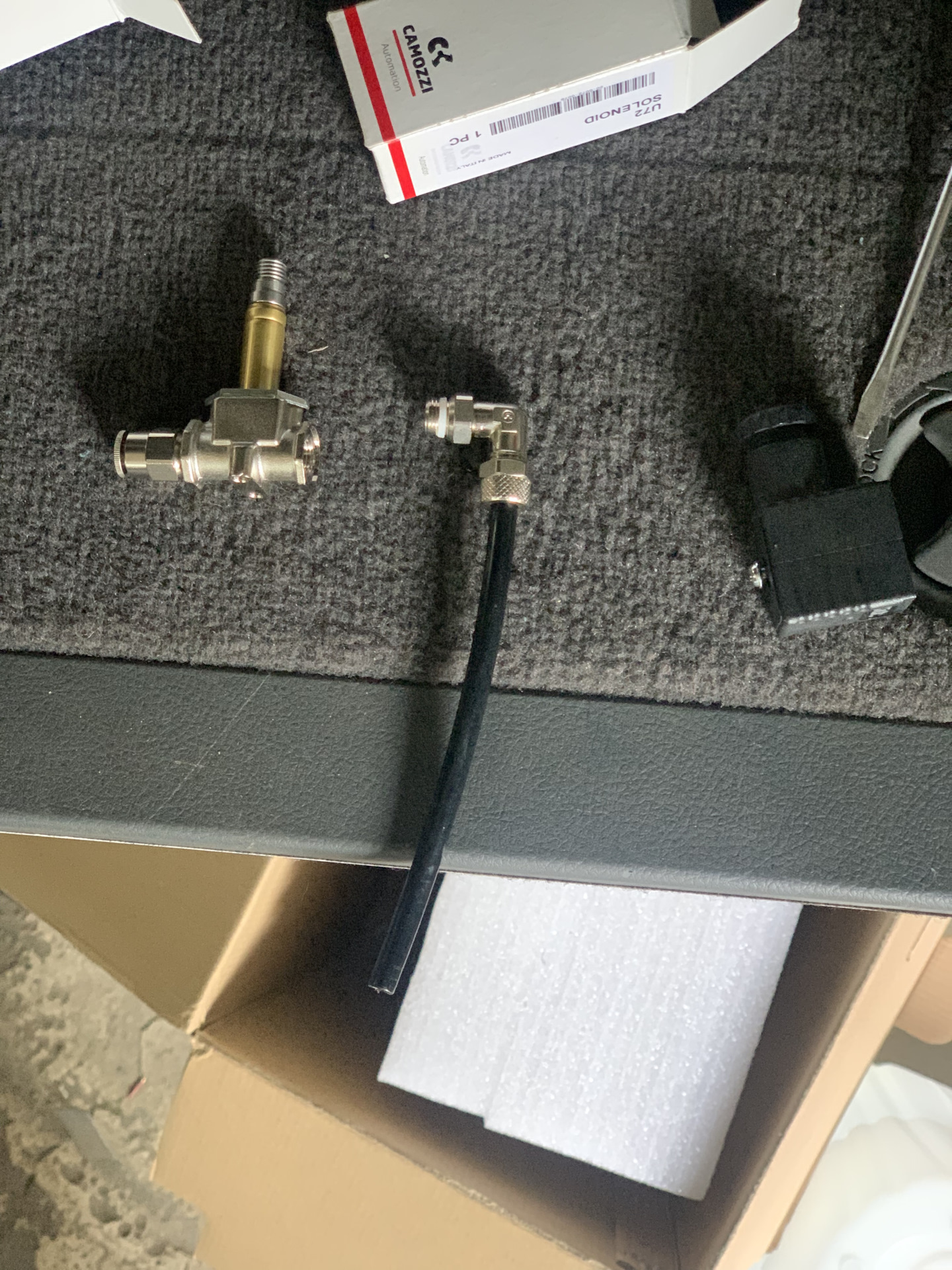 Установка водометанола. — Toyota Mark X (GRX120), 3,5 л, 2007 года ...