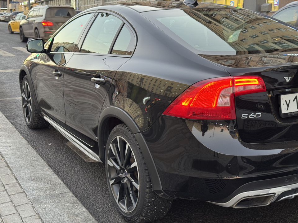 Фото в бортжурнале Volvo S60 Cross Country
