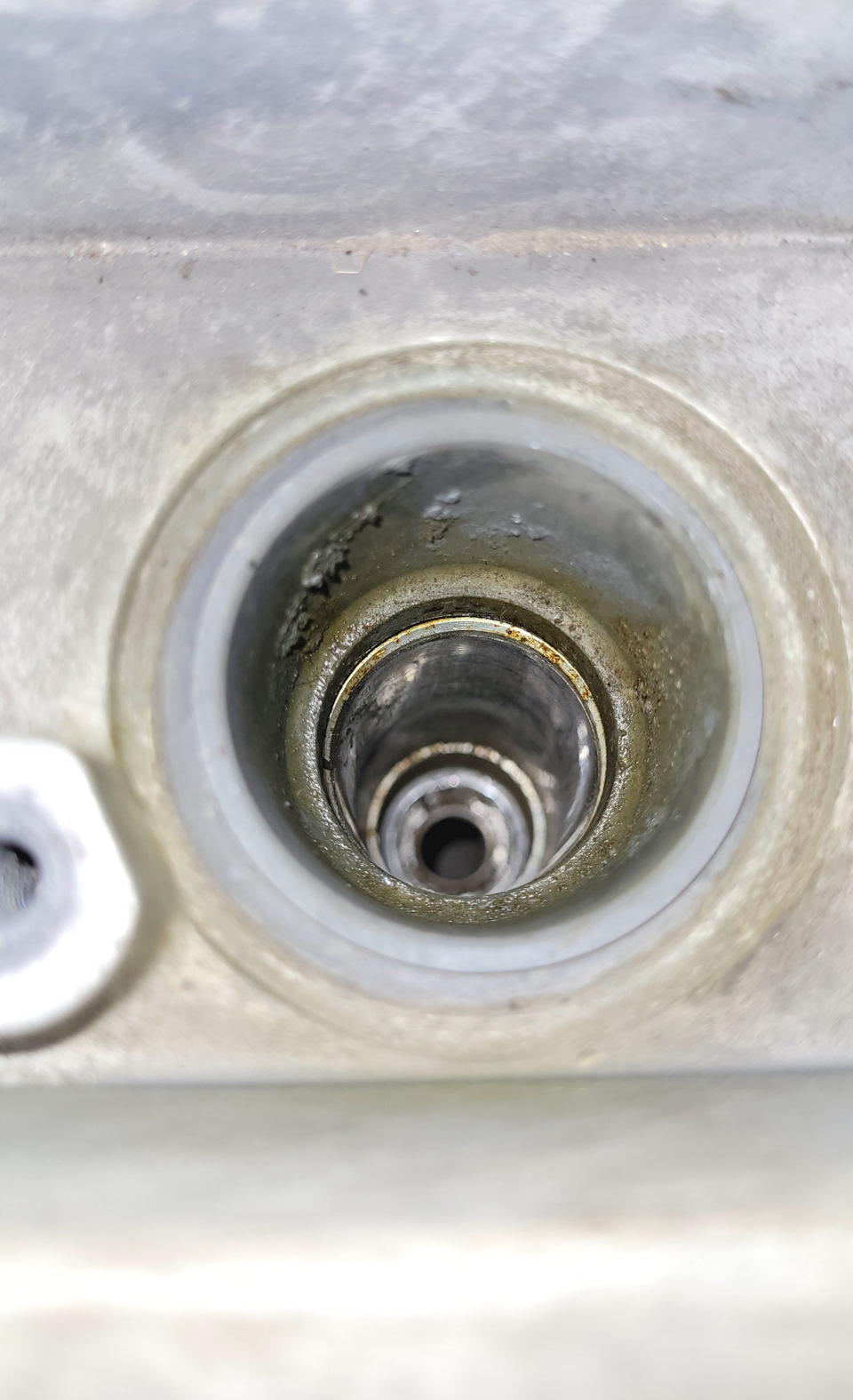 Фото в бортжурнале Toyota RAV4 (III)