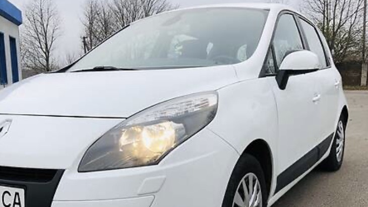 Как отключить "Cкандинавский свет" на Рено Сценик 3 2010 г. — Renault ...