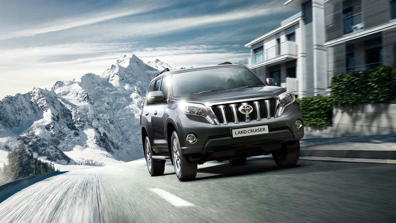 Toyota Land Cruiser Prado 150 Wallpaper