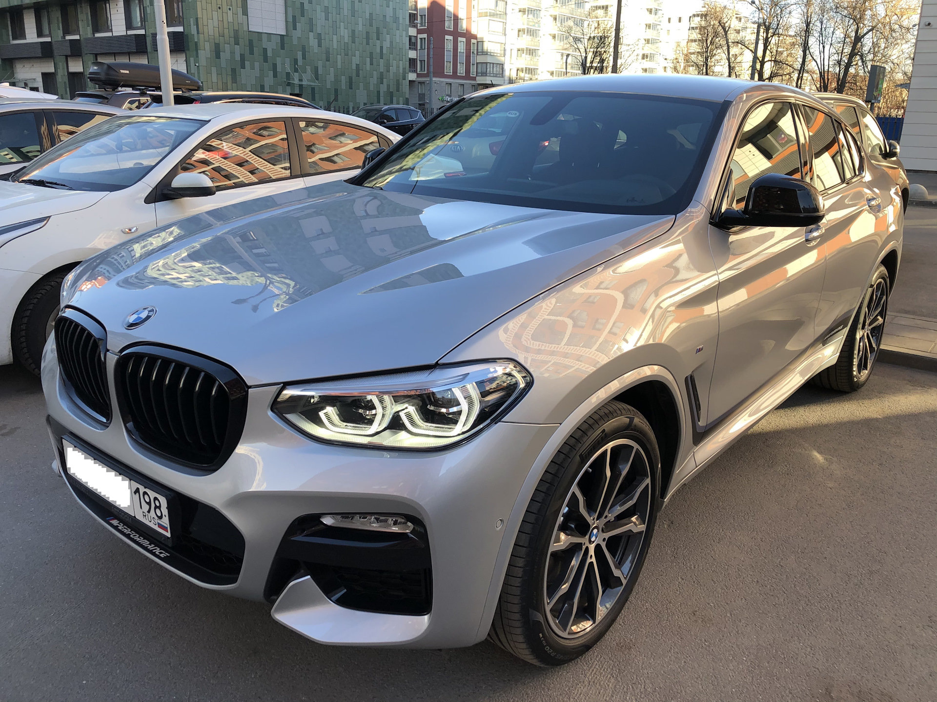 Х 4 3 25 х 4. X4 g02. BMW x4 g. BMW x4 g02 серебристый ледник. BMW g02 Рестайлинг.