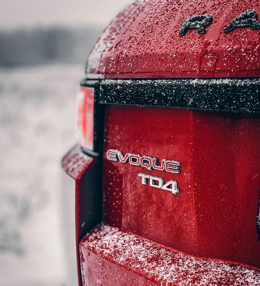 В ярком цвете — Авилон Jaguar Land Rover на DRIVE2