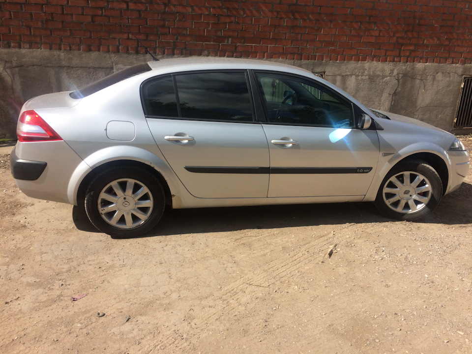 Bridgestone potenza s001 — Renault Megane II. Запчасти на фото: Bridgestone Potenza S001