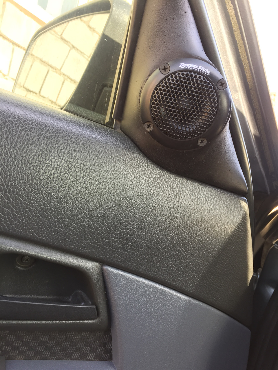 Замена передних тормозов. Установка. Прокачка тормозной системы, замена ...