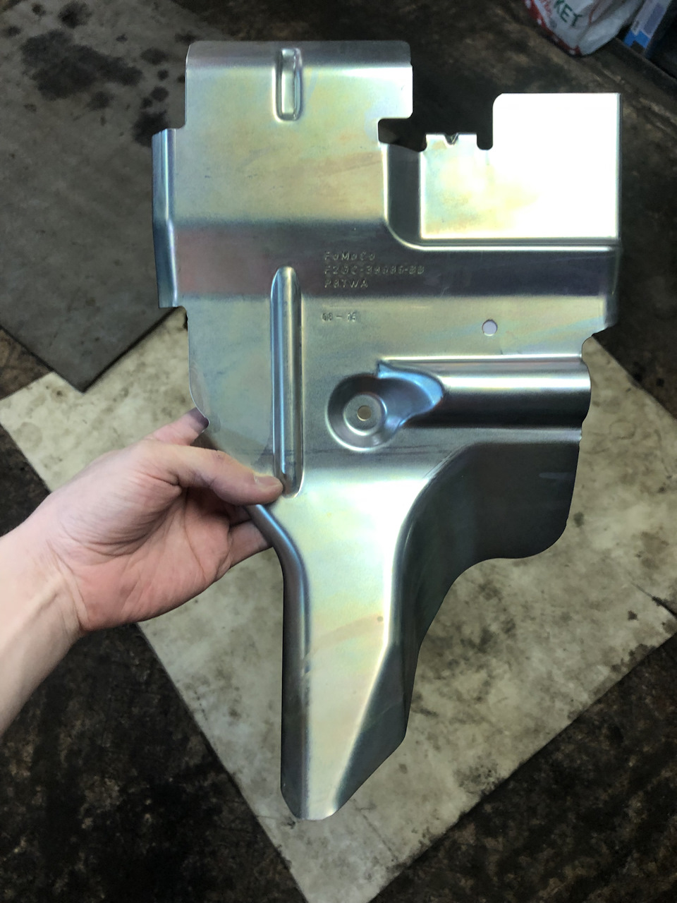 Кожух вид сверху — Ford Mondeo V