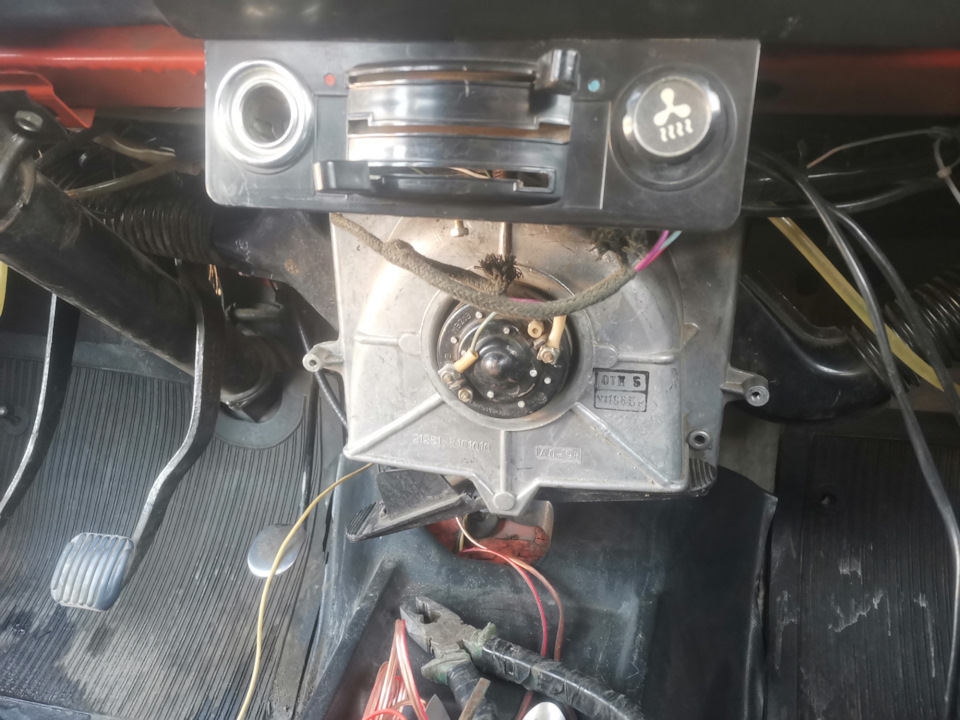 Замена моторчика печки. — Москвич 412, 1,5 л., 1980 года | поломка | DRIVE2