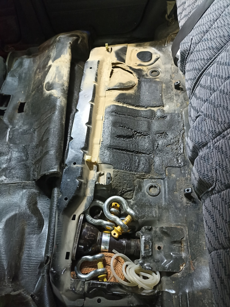 Фото в бортжурнале Toyota 4Runner (2G)