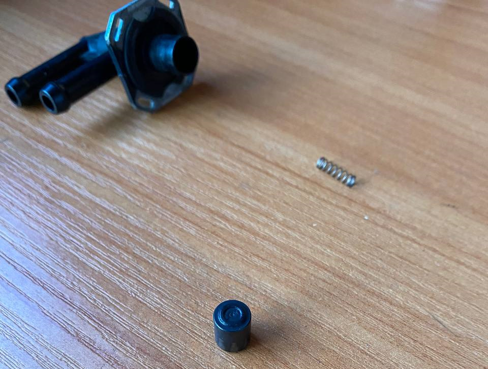 Что из себя представляет электромагнитный клапан продувки адсорбера ...