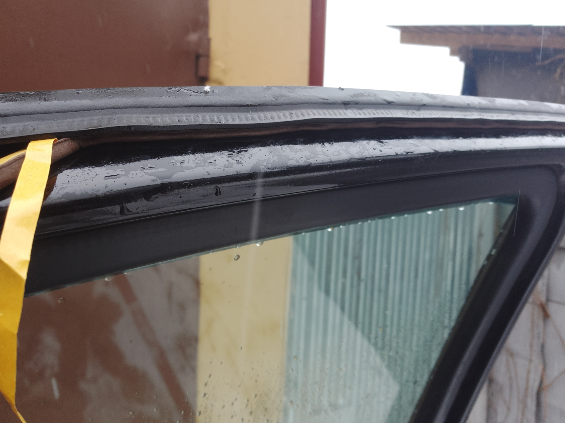Уплотняем двери — Chevrolet Equinox (1G), 3,4 л, 2005 года | своими ...
