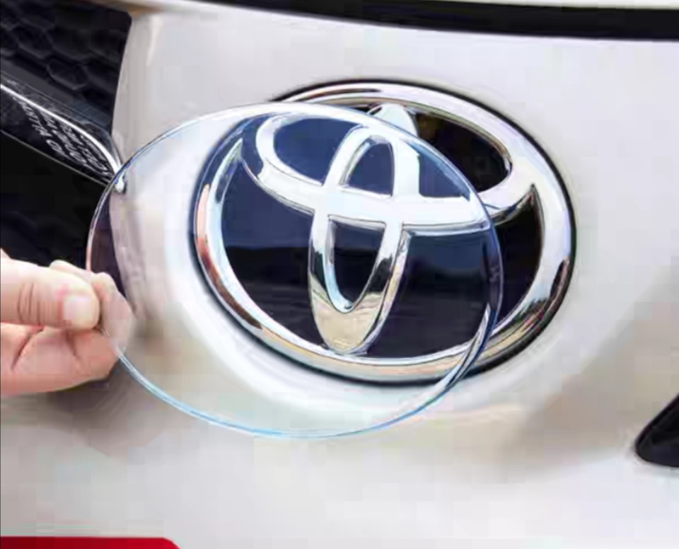 Как снять эмблему с машины Ингредиенты для решетки - Toyota RAV4 (II), 2 л, 2004 года стайлинг DRIVE2