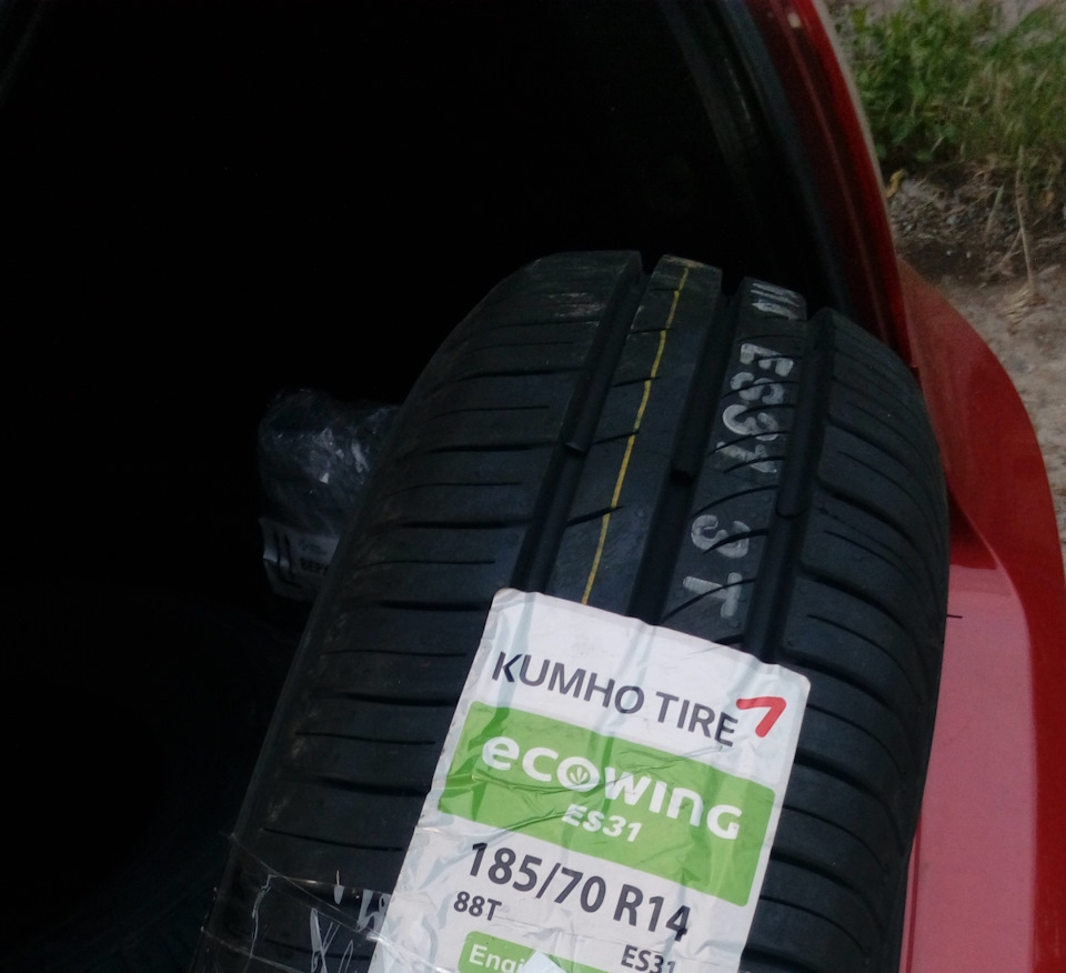 Шины на лето 185/70 R14 — KIA Rio (2G), 1,4 л, 2011 года | шины | DRIVE2