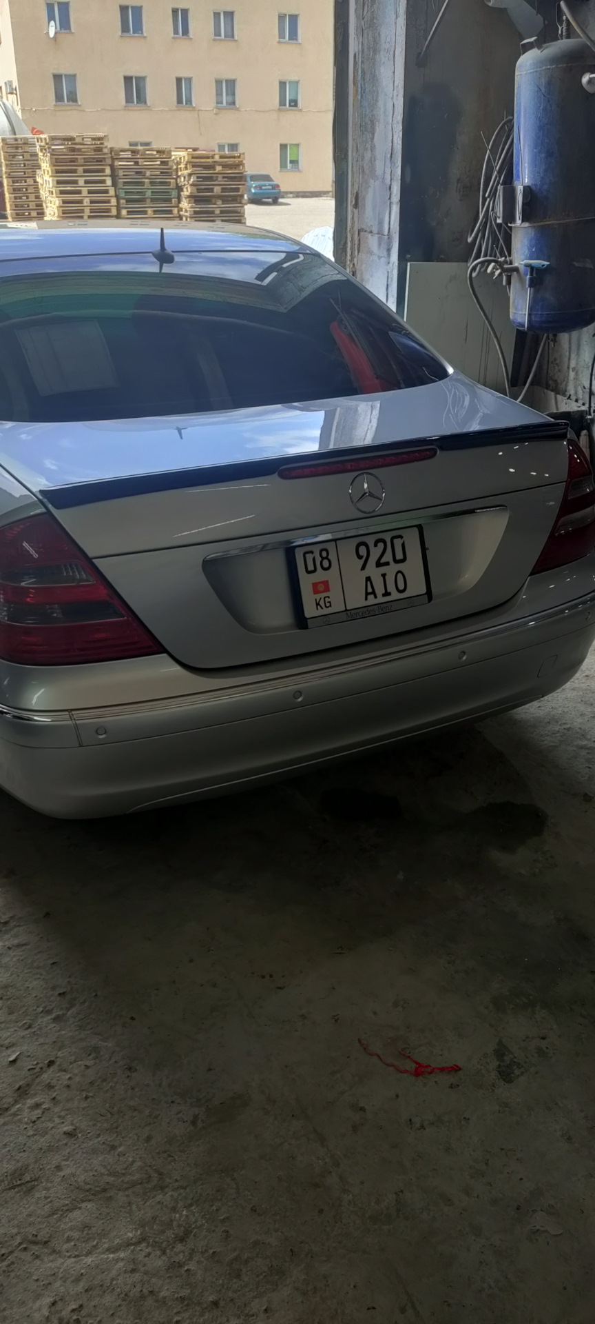 Спойлер мне в багажник! — Mercedes-Benz E-class (W211), 3,2 л, 2005 ...