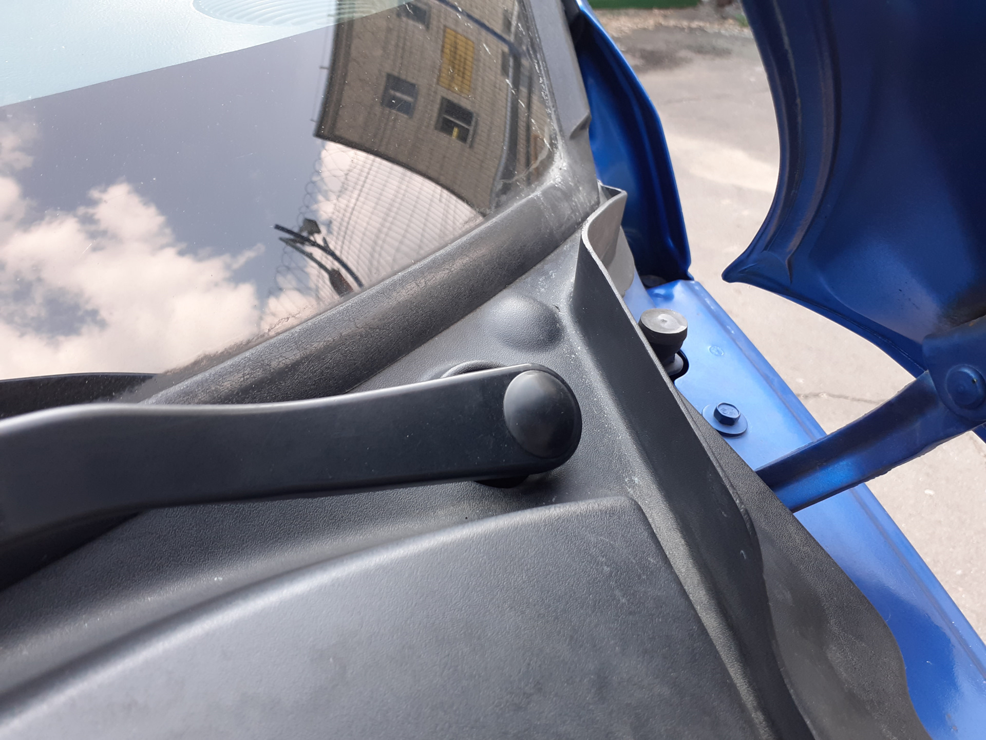 Заглушка поводка стеклоочистителя — колхозим — Chrysler PT Cruiser, 2,4 ...