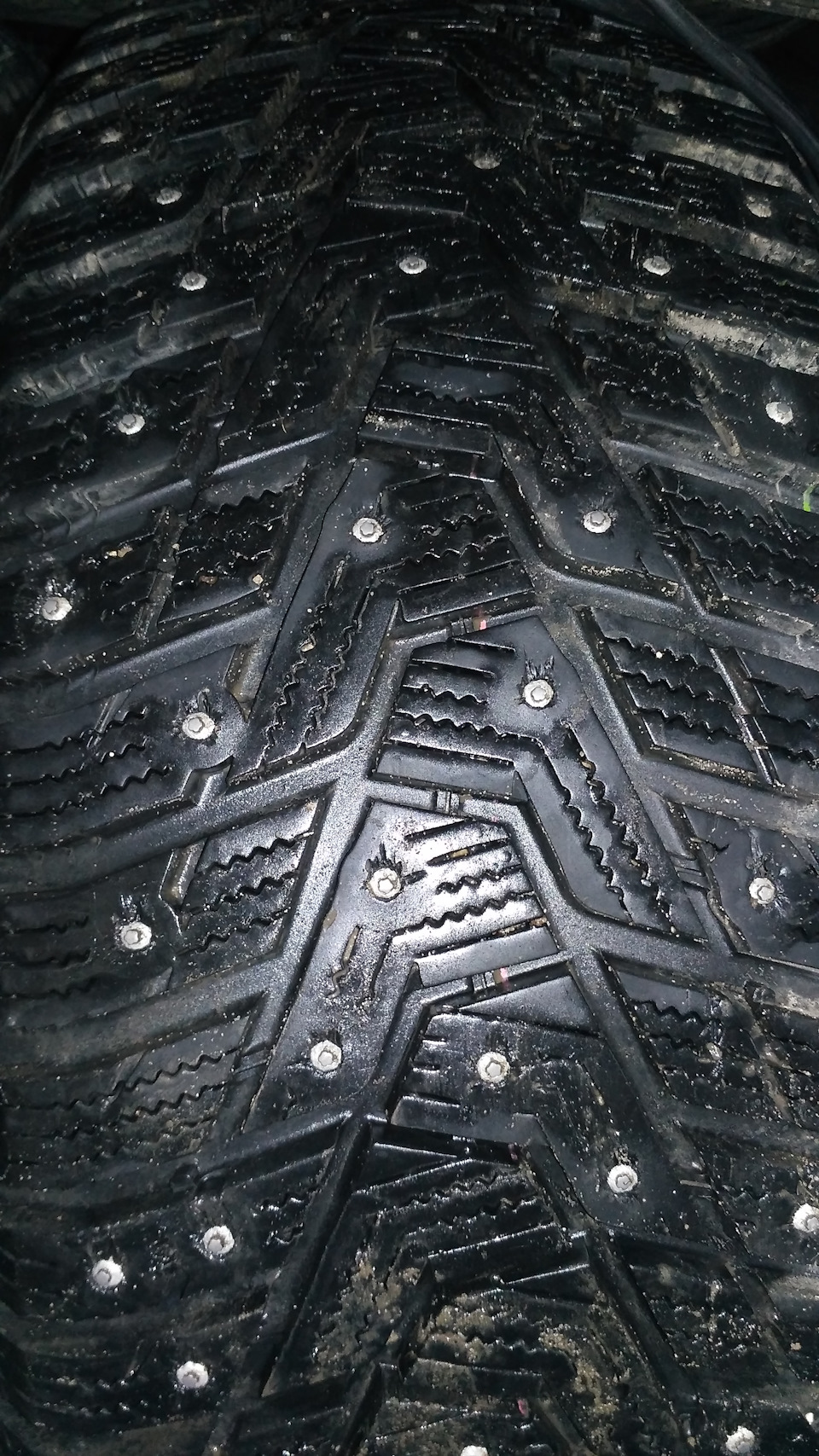 Перешиповка зимней авторезины — Mitsubishi Pajero (4G), 3 л, 2007 года ...