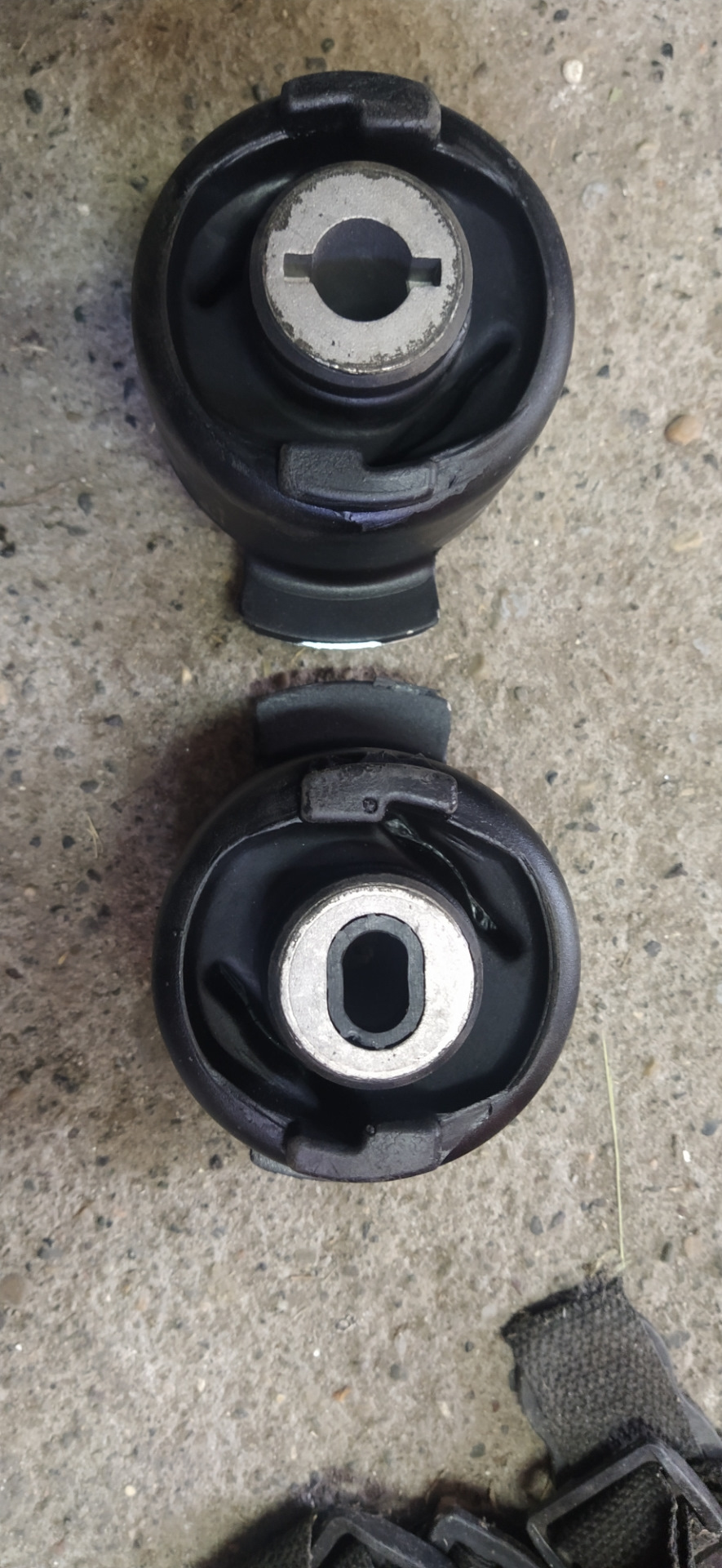 Замена сайлентблока задней балки. (Сглазили!) — Renault Laguna II, 1,9 ...