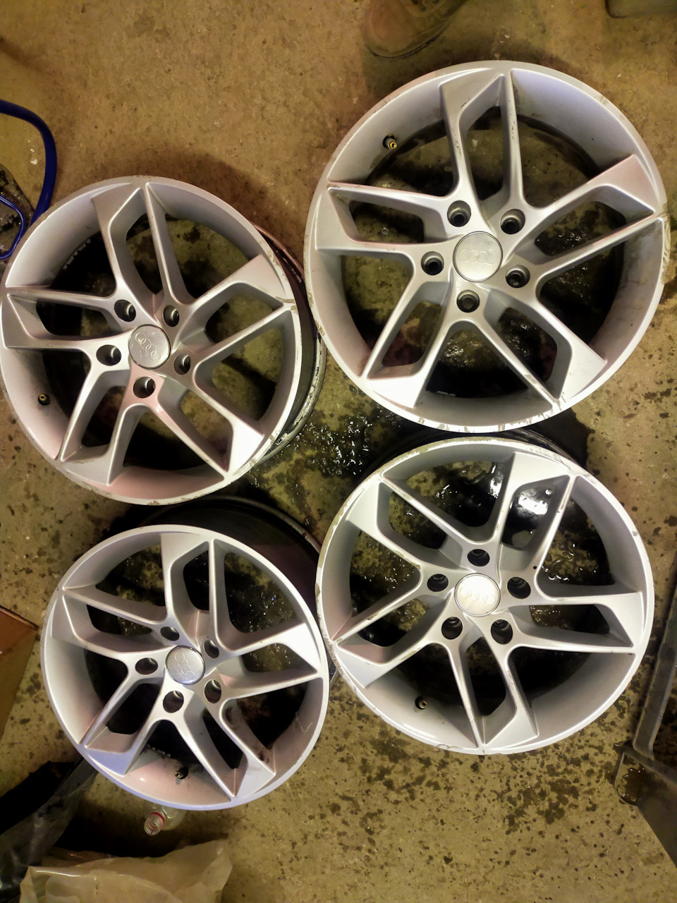 Резину прродал теперь Диски отдам — Volkswagen Golf Mk6, 1,6 л, 2012 ...