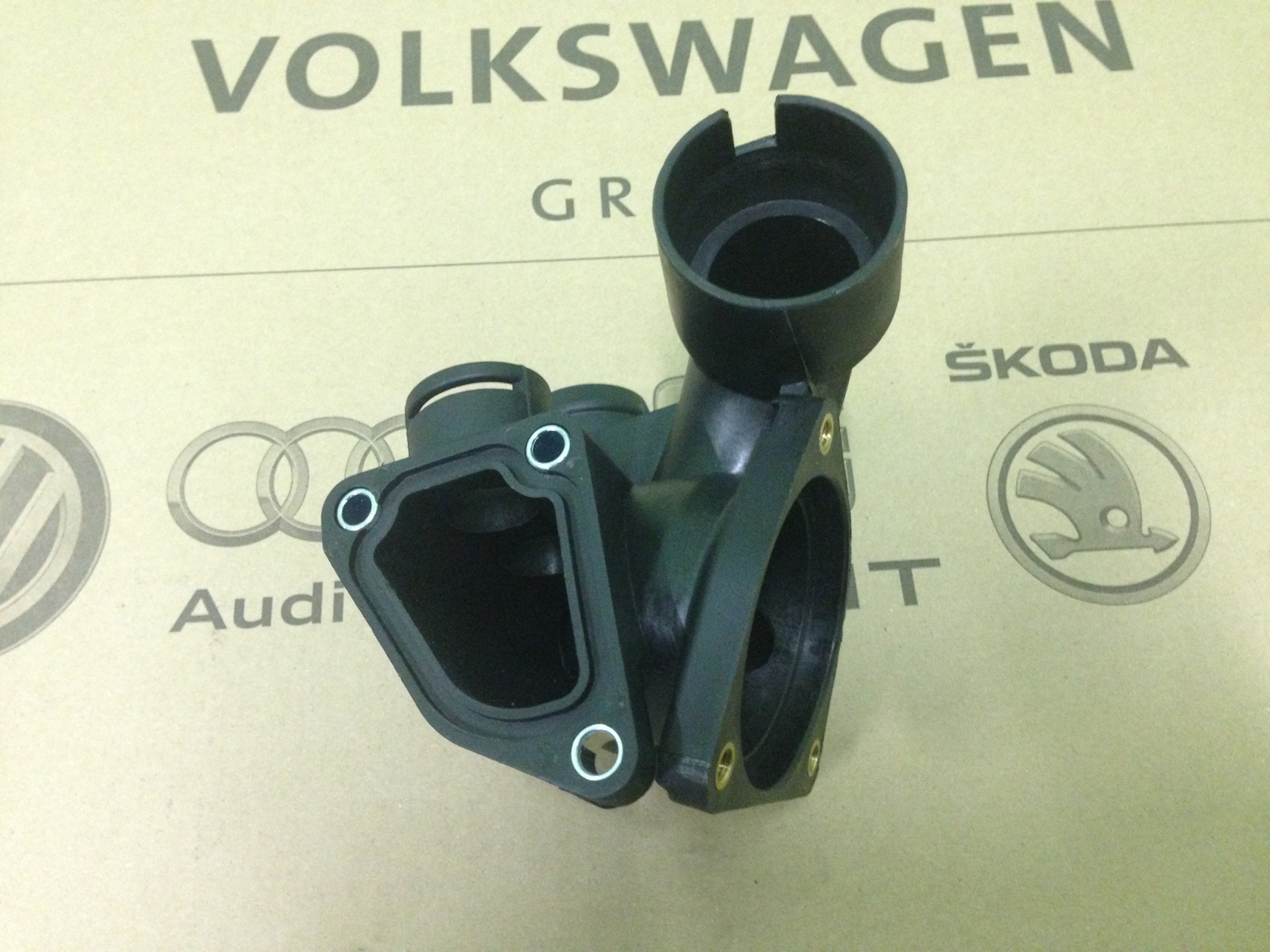 Термостат - Volkswagen Passat Variant, 2.0 л., 1991 года на DRIVE2