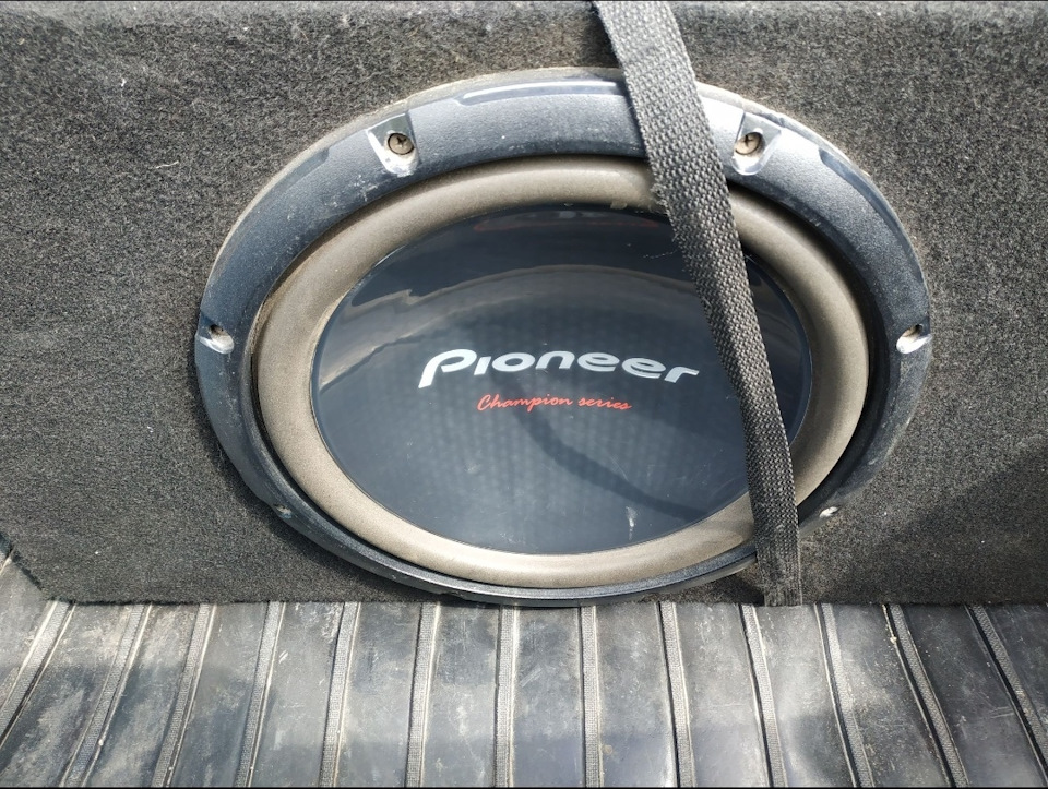 сабвуфер pioneer champion 1000w