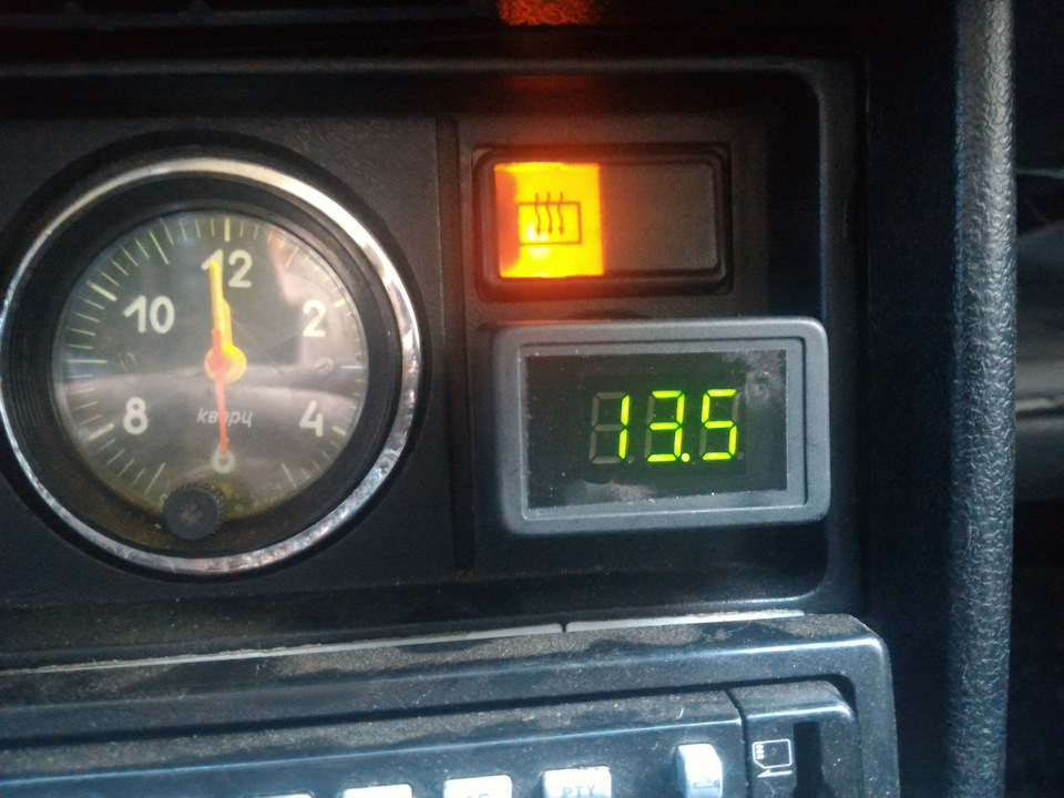 Как повысить напряжение на генераторе ваз 2107 карбюратор с помощью диода