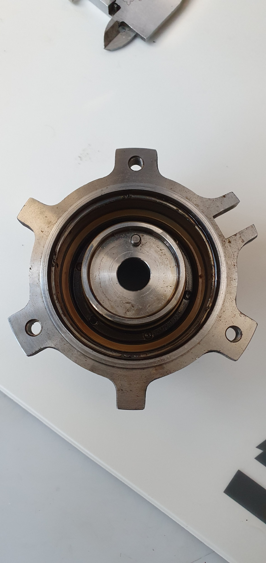 Разборка муфты фаз газораспределения(VTC) — Peugeot 406, 2,2 л, 2001 ...