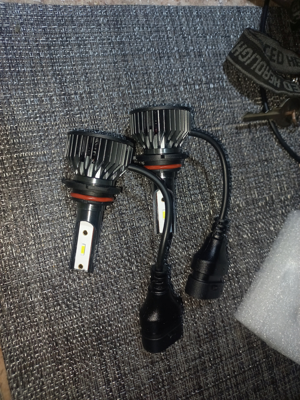 LED лампы в ближний свет — Toyota Corolla (140/150), 1,6 л, 2007 года ...