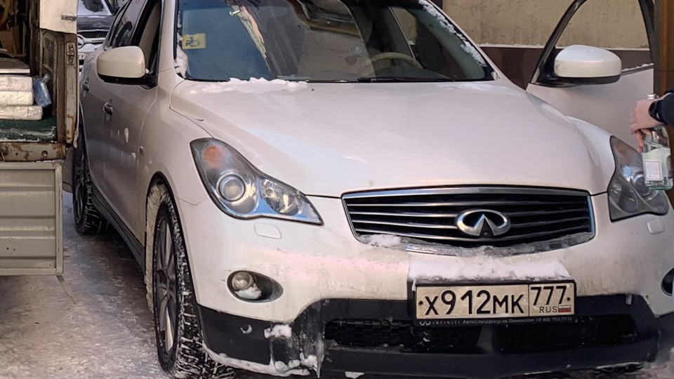 Infiniti EX 3.7 бензиновый 2010 | 37 на DRIVE2