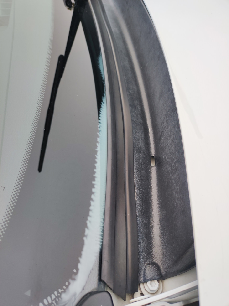 Вопрос по лобовому стеклу. Расслоение? — Renault Duster (1G), 2 л, 2015 ...