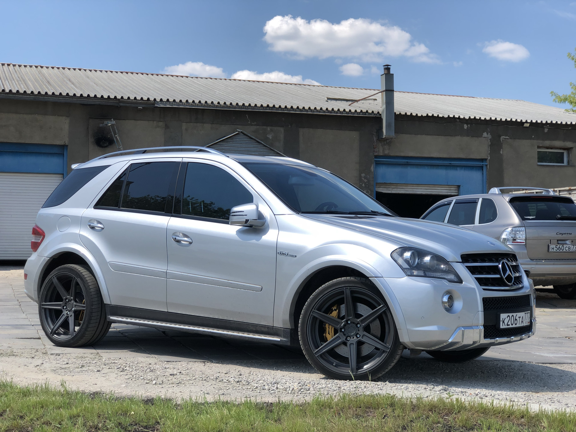 Mercedes Benz ml 63 AMG w164