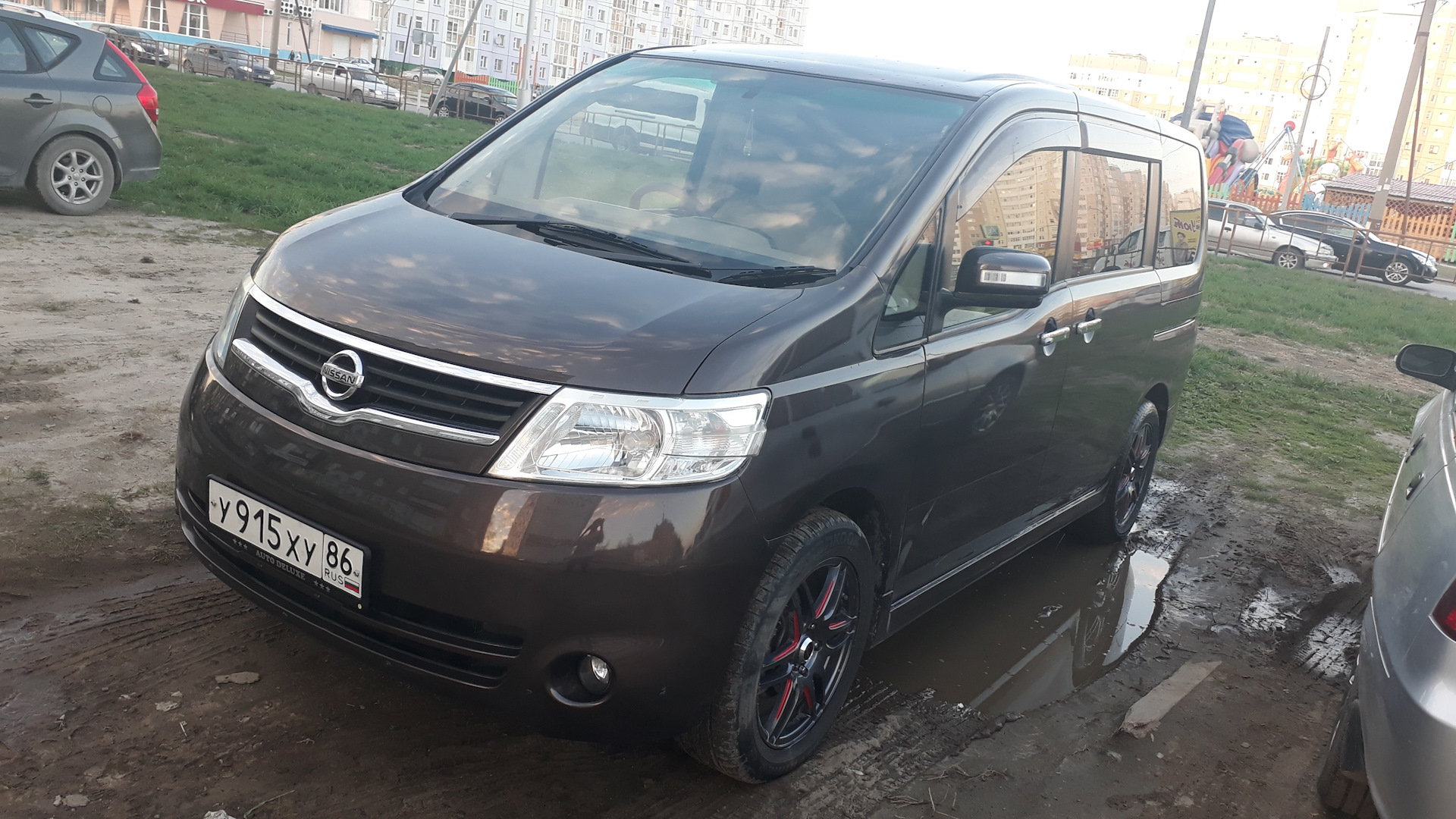 Nissan Serena c25 диски