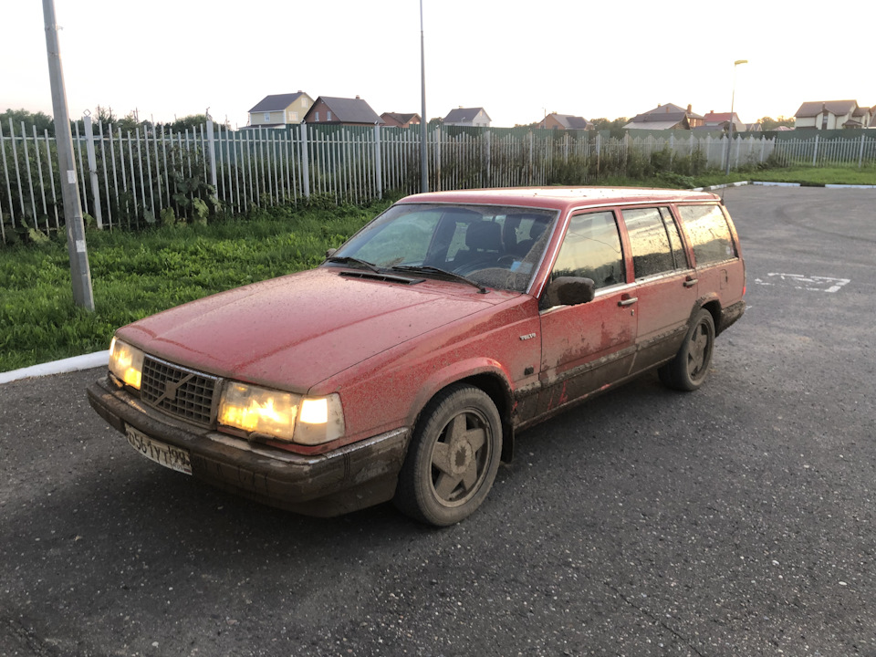 volvo 700