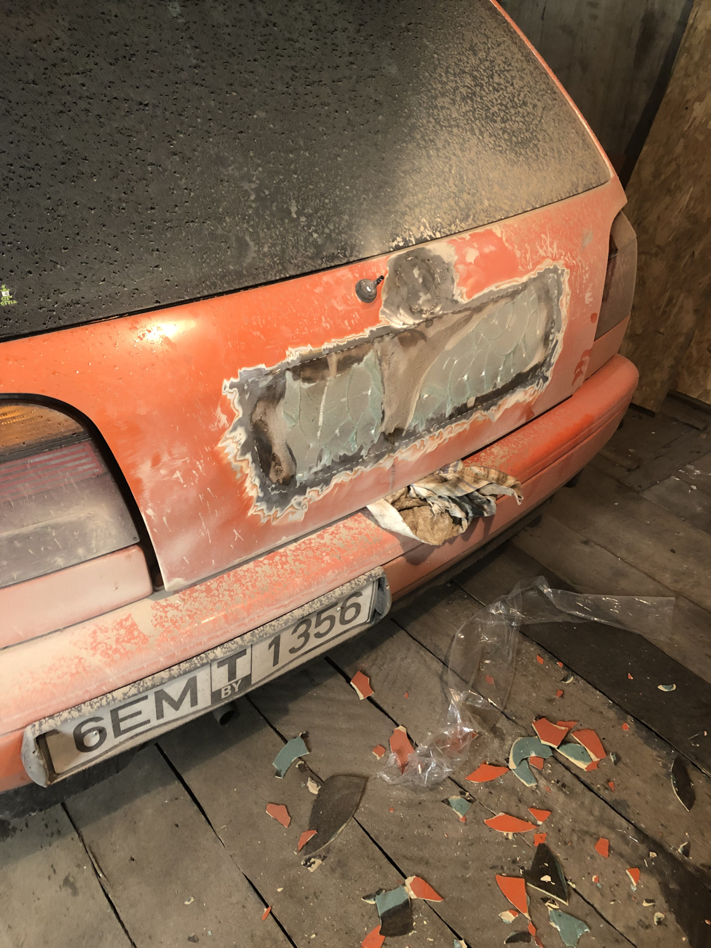 Ремонт крышки багажника — Volkswagen Golf Mk3, 1,9 л, 1993 года ...