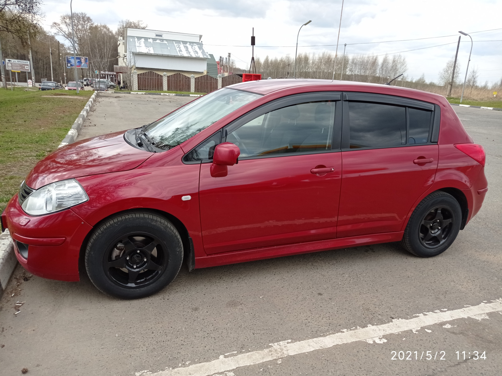 Шины диски — Nissan Tiida (1G), 1,6 л, 2011 года | шины | DRIVE2