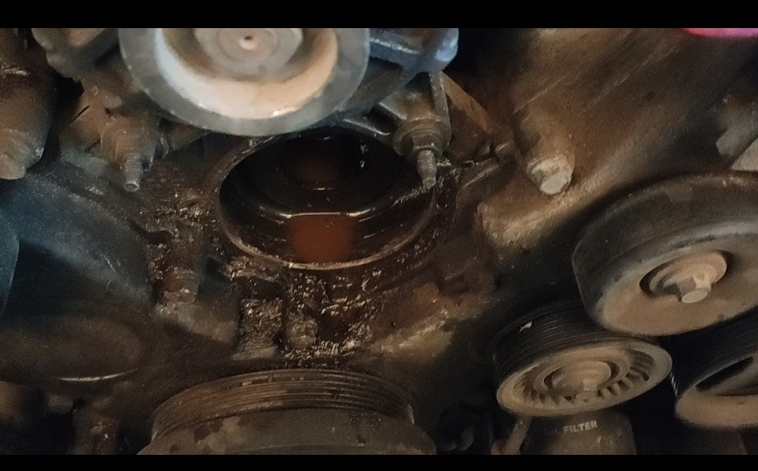 Замена помпы форд Эксплорер 4.6 — Ford Explorer (4G), 4 л, 2008 года ...