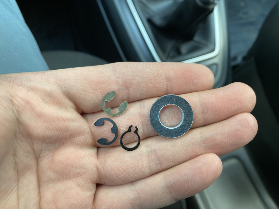 Провалилась педаль сцепления — Lada Vesta, 1,6 л, 2017 года | поломка ...