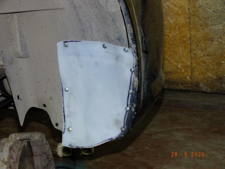 Заплата на правом подкрылке. — ГАЗ Сайбер