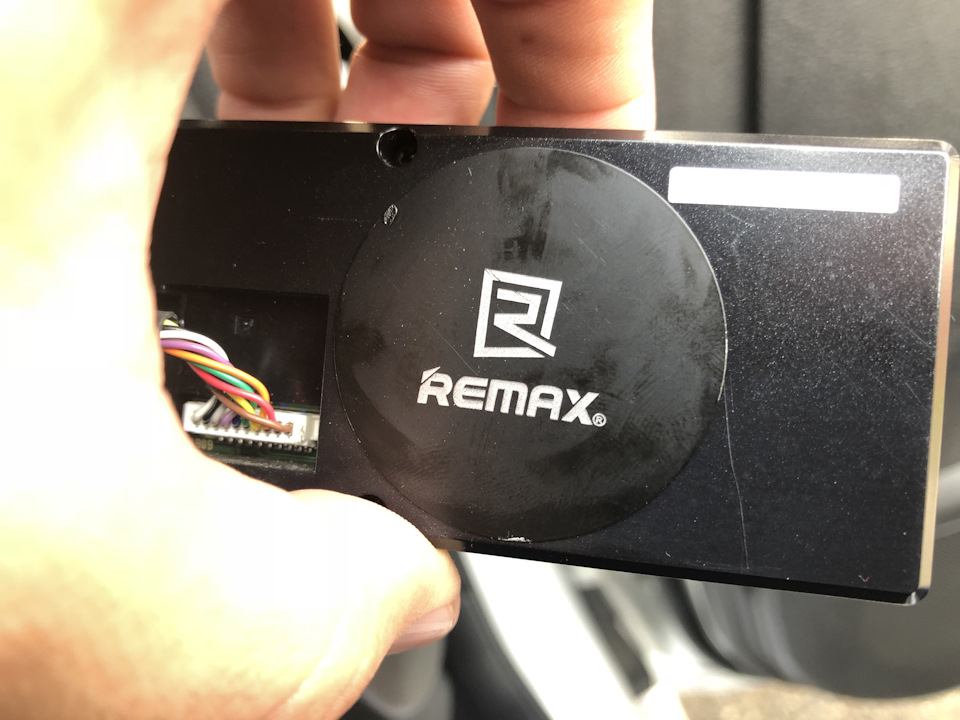 В комплекте два магнита. Я выбрал поменьше, т.к. его вполне хватает — Subaru Forester (SH)