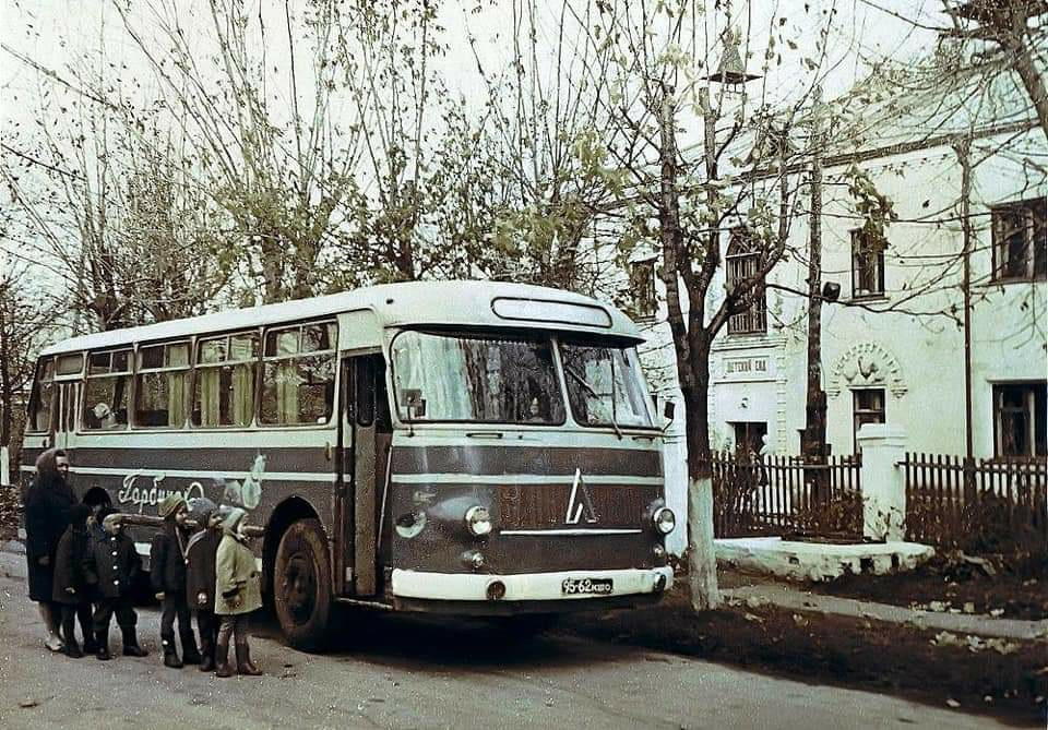 Старые автобусы ссср фото