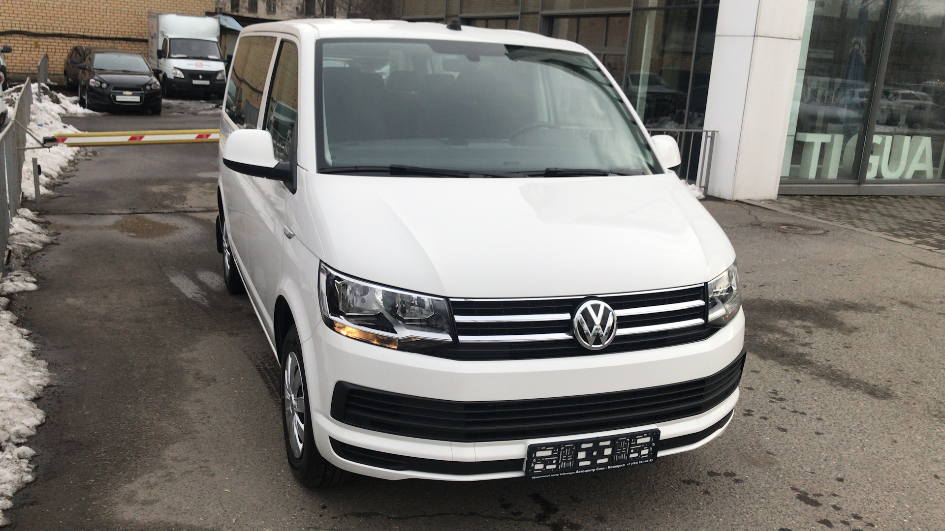 Volkswagen Caravelle t6 Box