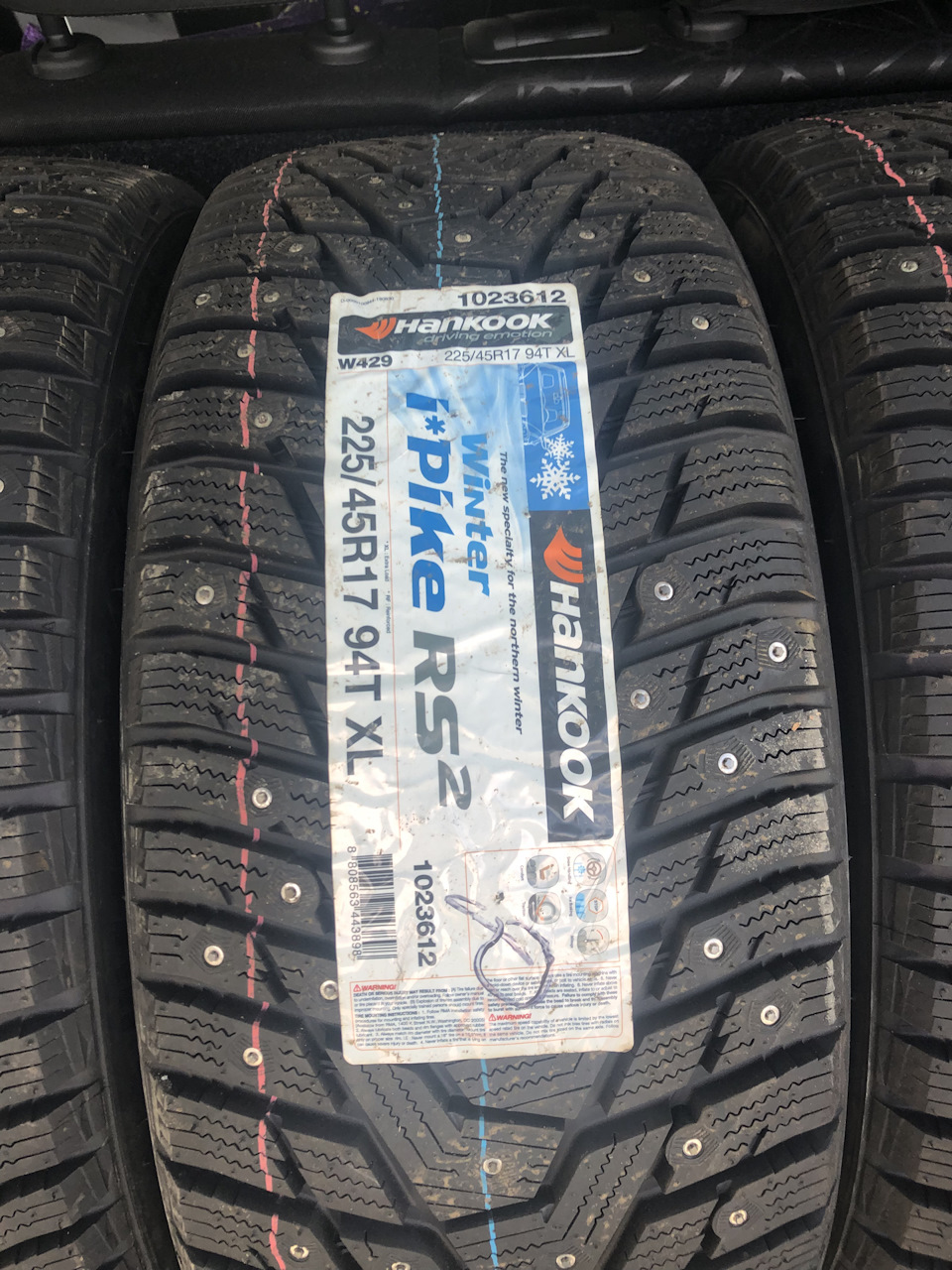 195/45r16 hankook k107 84v. 245/45 r18. Hankook 45. Аккумулятор hankook mf245h52r. Аккумулятор tudor 72ah.
