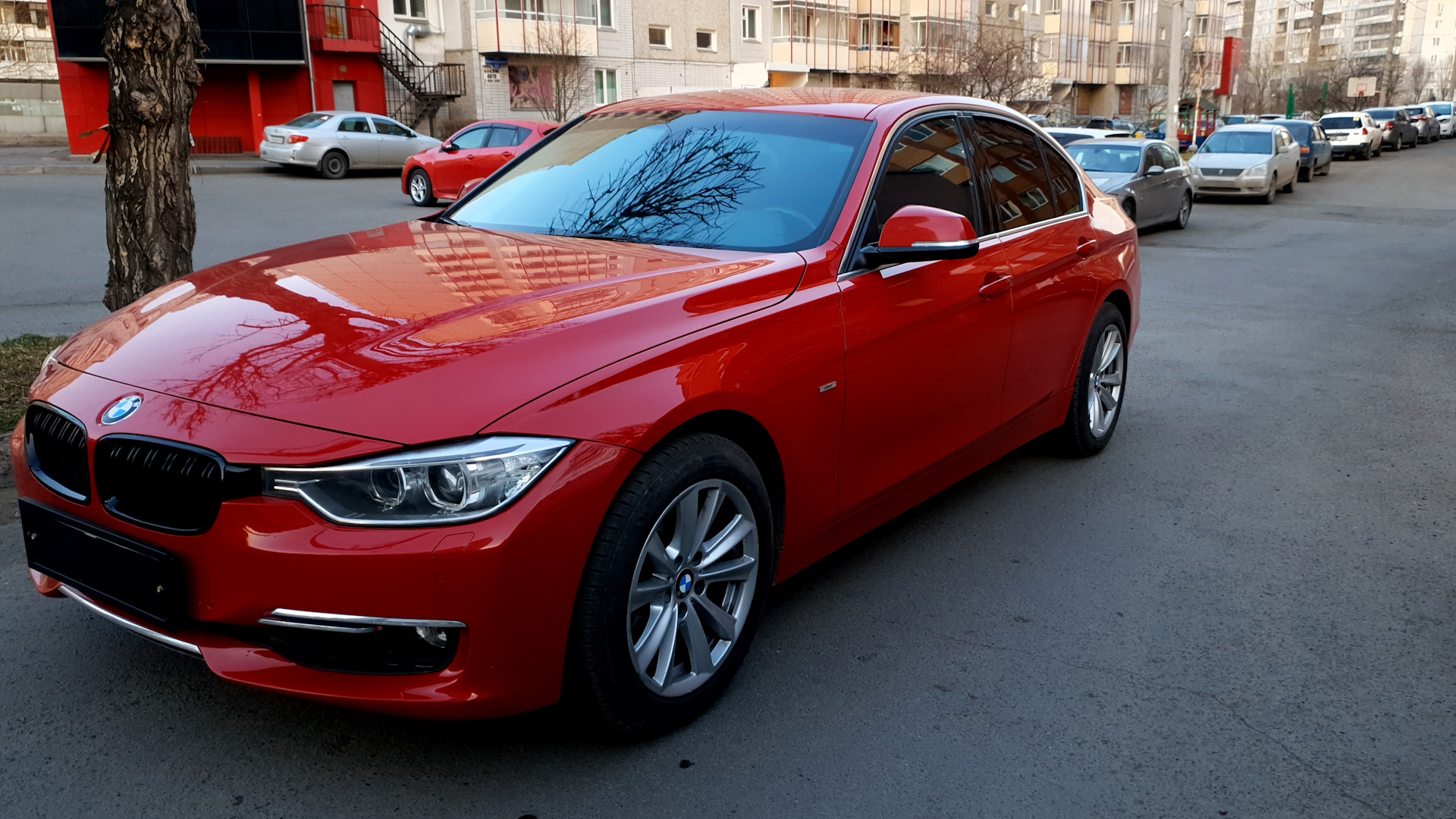 BMW f30 Red Matte